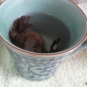 暖まりましょ❤梅干し生姜茶